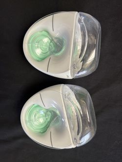 Double Elvie Breast Pumps for Sale in Las Vegas, NV - OfferUp