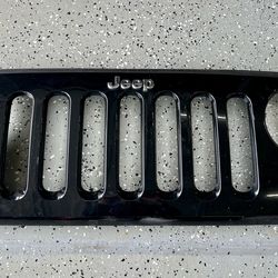 2002 Jeep Wrangler Front OEM Grill