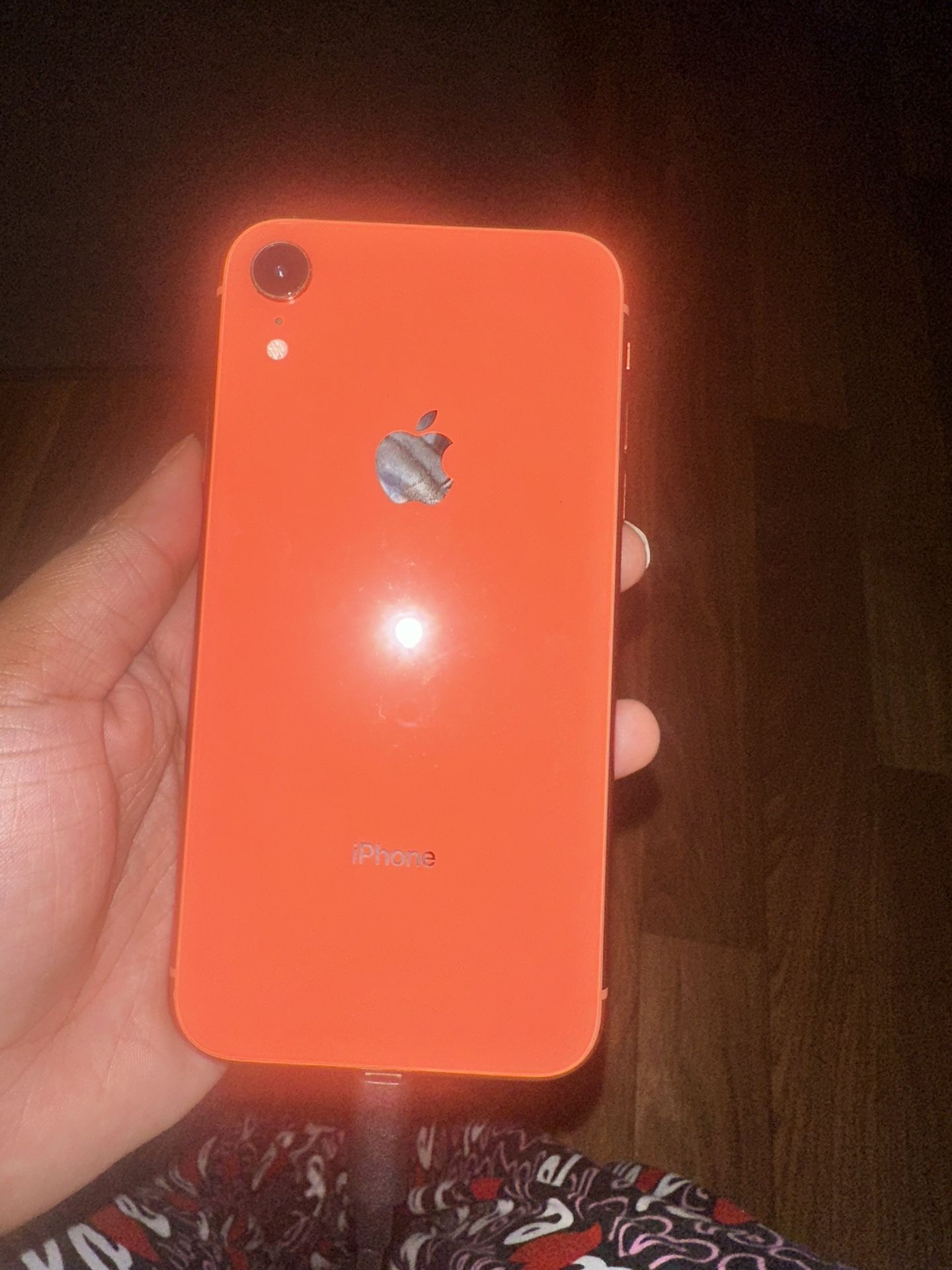 iPhone XR 64 Gb Coral