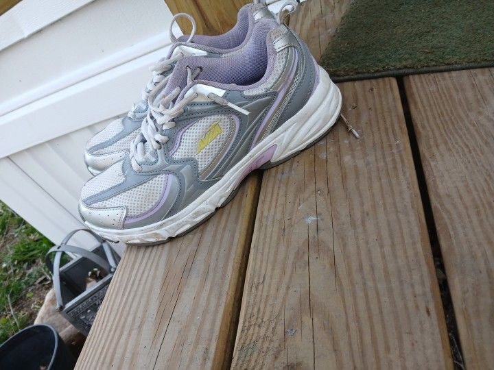 Avia Shoes