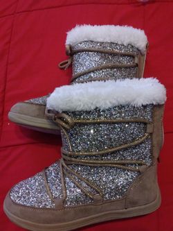 Bling kids size 4 boots