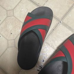 Gucci Slide 