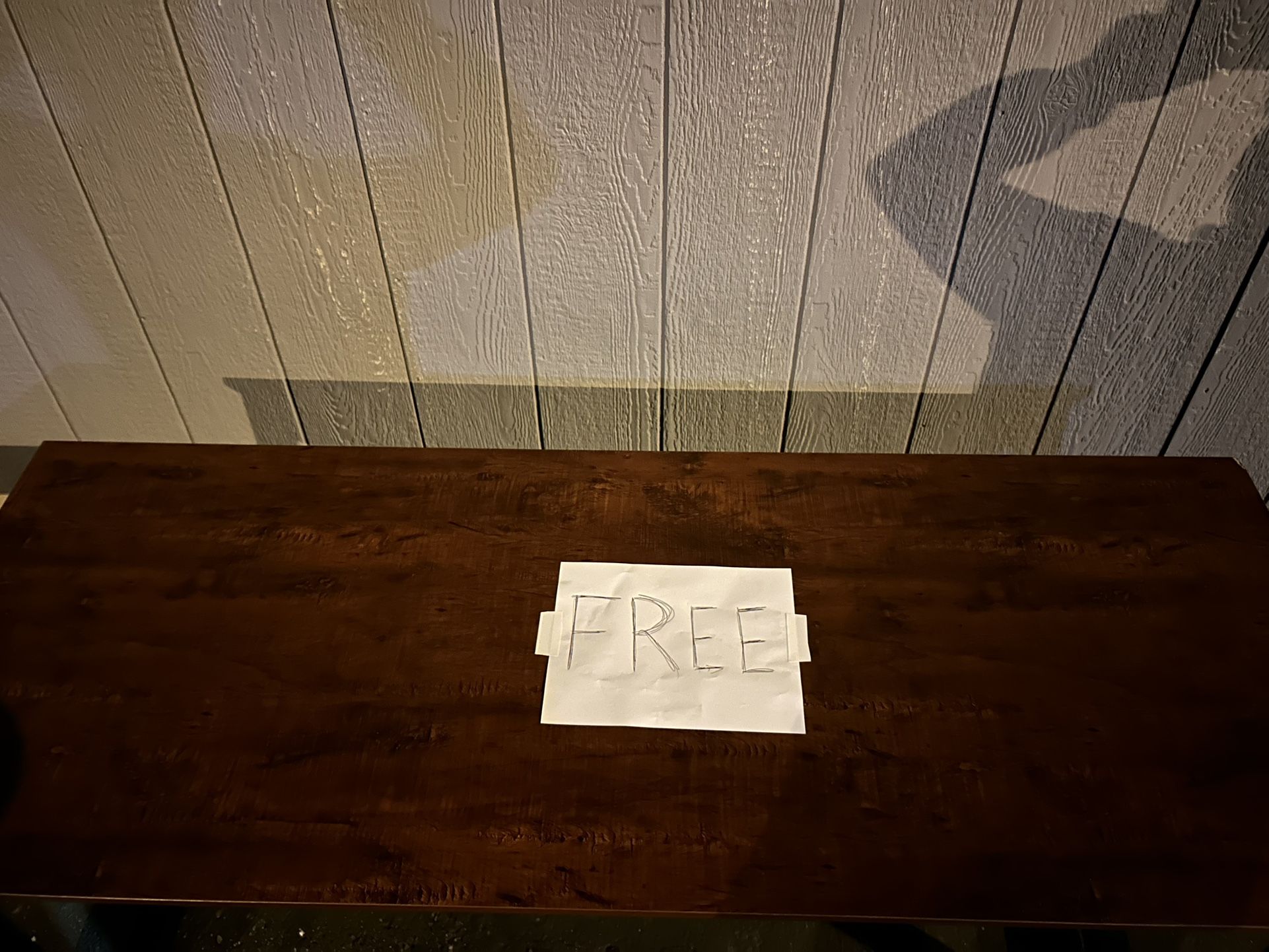 Table: 63 x 23.5 x 29.5 (H)