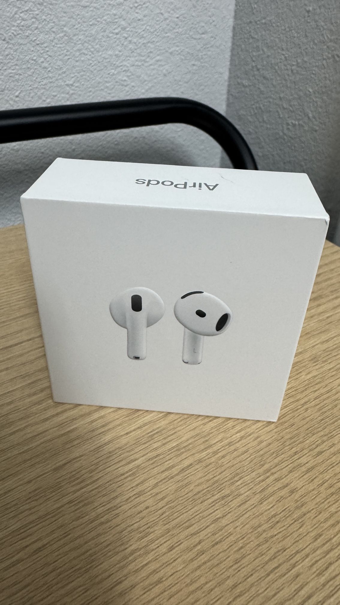 Apple AirPods 4