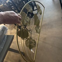 Metal Wall Art With Ginkgo Leaf