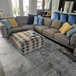 MID CENTURY MODERN GRAY SECTIONAL