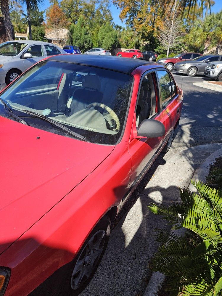 2003 Hyundai Accent