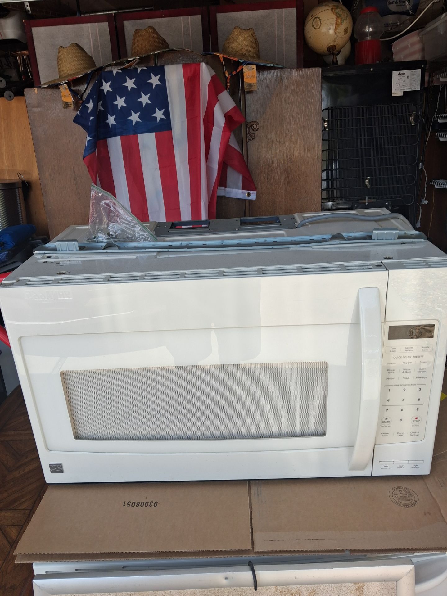 Over the range microwave! Must GO!