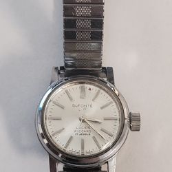 Beautiful Dufonte Lucien Piccard  Vintage Watch