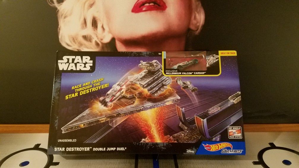 HOT WHEELS STAR WARS STAR DESTROYER DOUBLE JUMP DUEL BATTLE PLAYSET