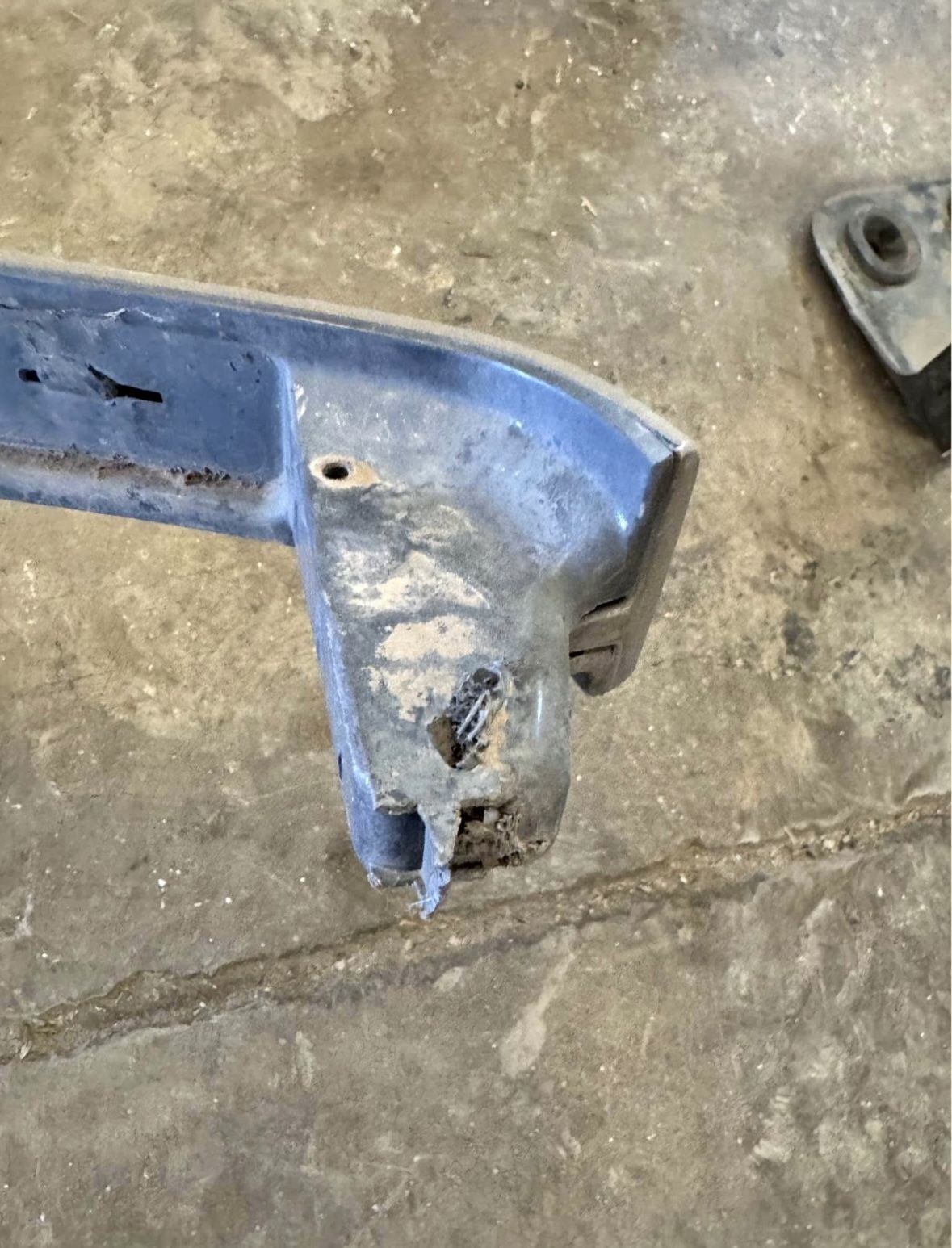 2003-2007 chevy silverado cateye grill
