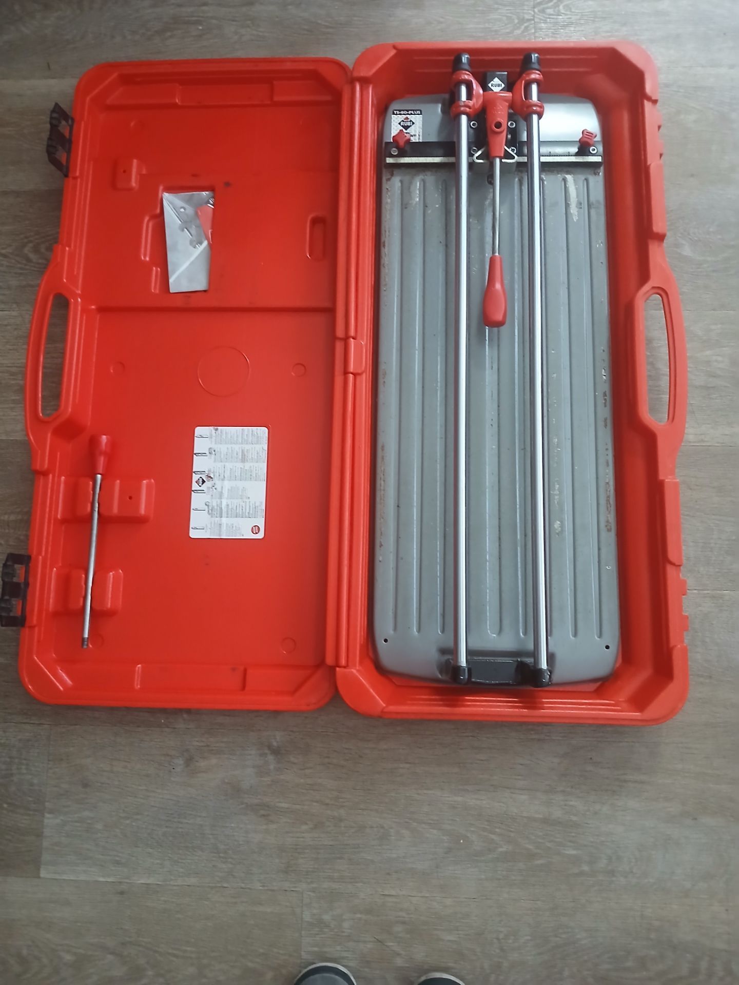 Tile TS-60 -plus Rubi