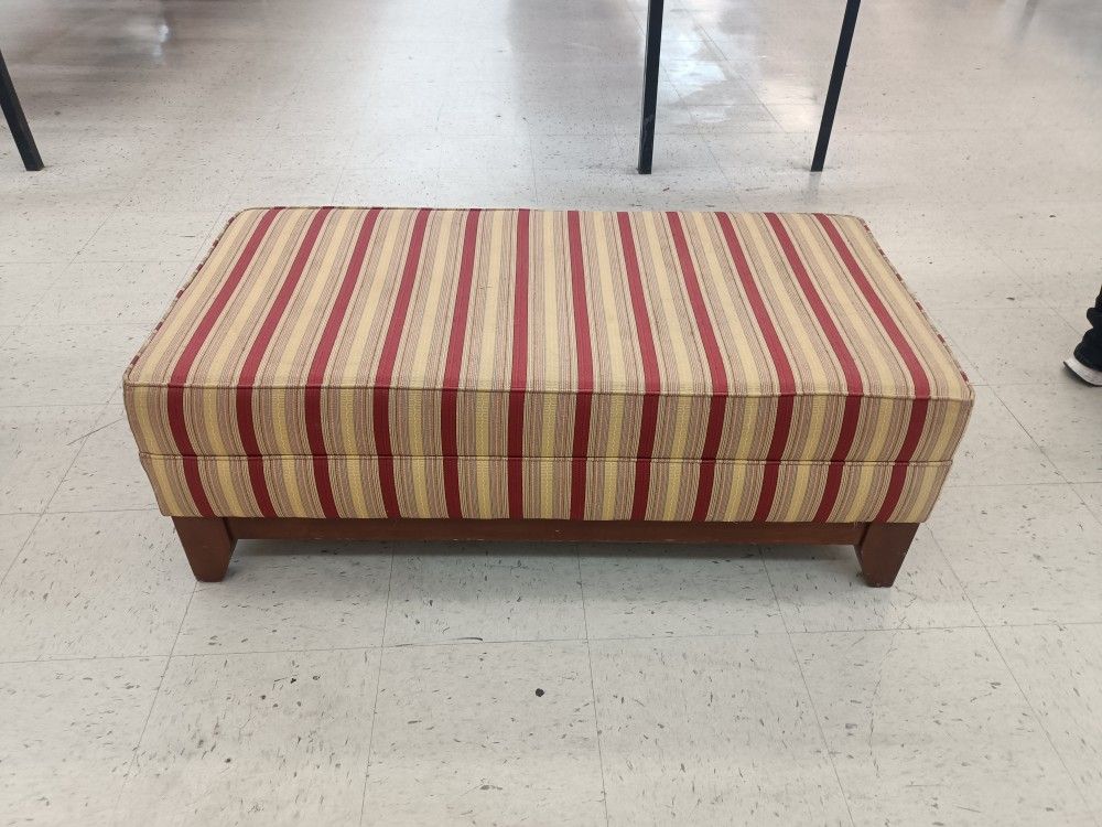 Ottoman / Footstool
