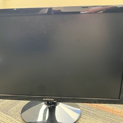SAMSUNG SD300 Series S24D300HL Black 23.6" 5ms Widescreen LED Monitor