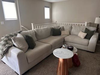 Modular sectional sofa couch