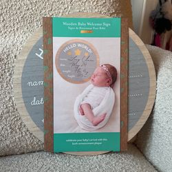Wooden Baby Welcome Sign
