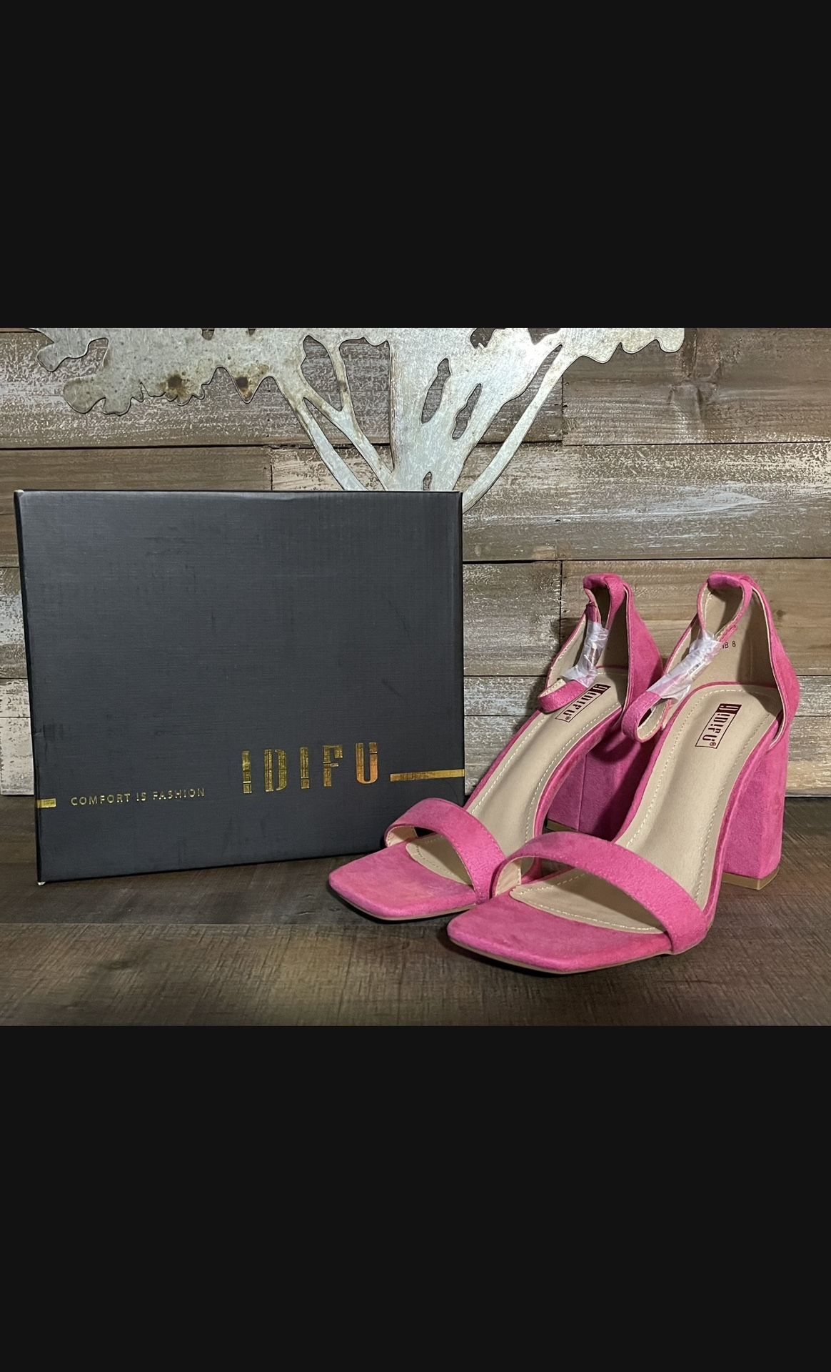 IDIFU IN2 Hot Pink Suede Chunky Block Heels Square Open Toe Ankle Strap Size 8 NEW