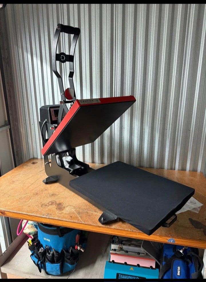 16x20 Semi Auto w/ Pull Out Drawer