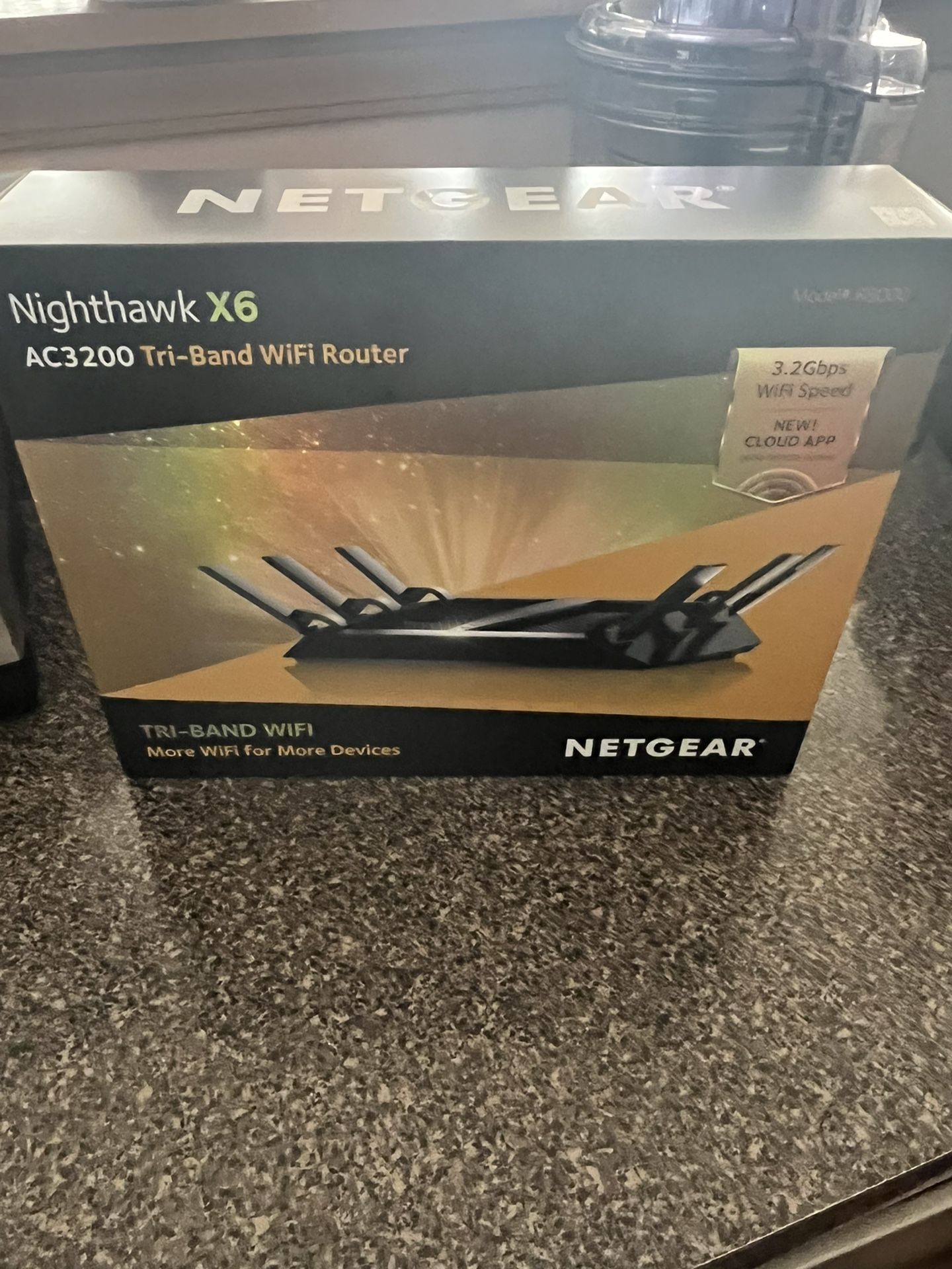 NightHawk X6 Tri-Band WiFi Router