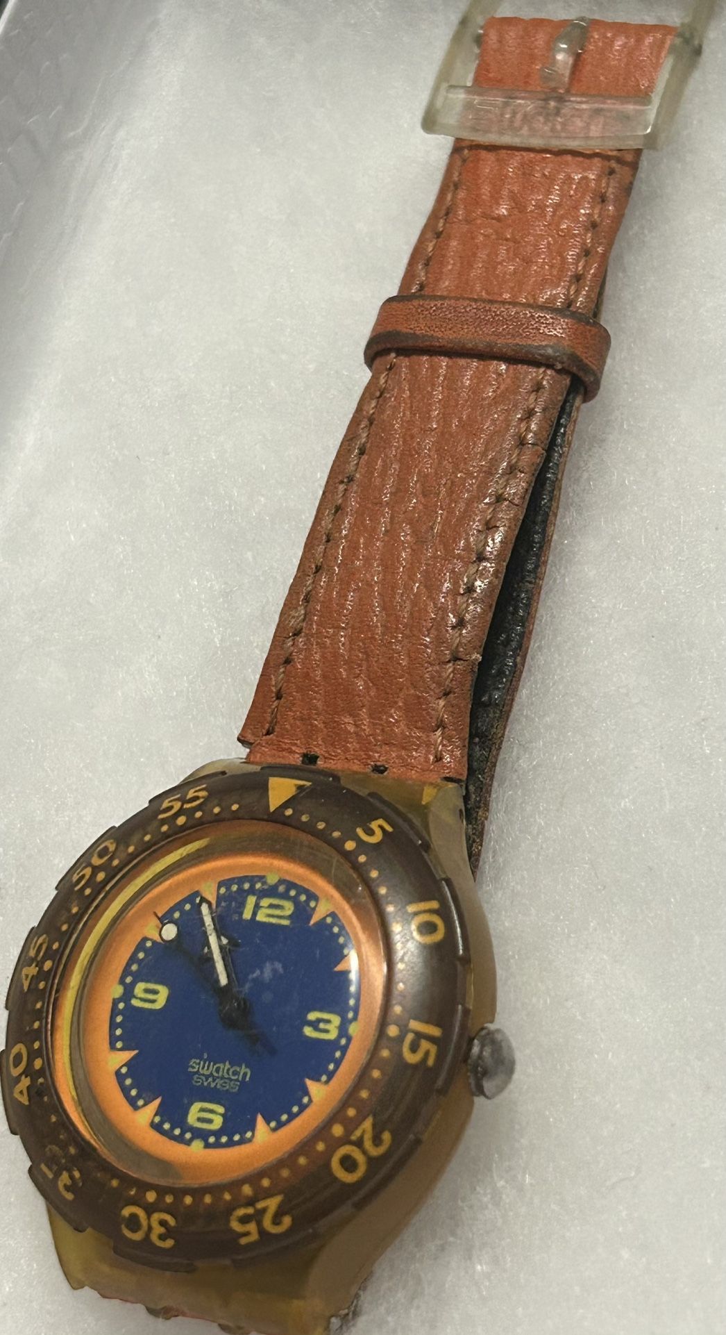 Scuba 200 "Red Island" Diver Unisex