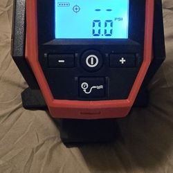Milwaukee M12 Tire Inflator 