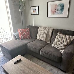 Got Couch For Sale Dm If You’re Interested In Buying 