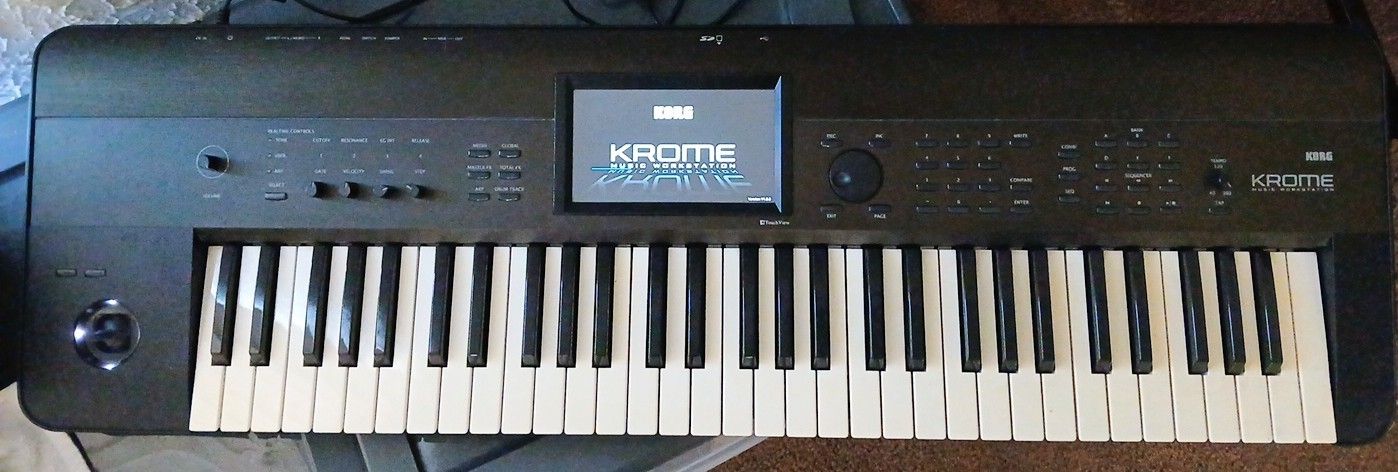 KORG Krome 61 Key Keyboard Workstation