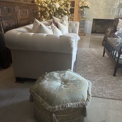 Small ottoman