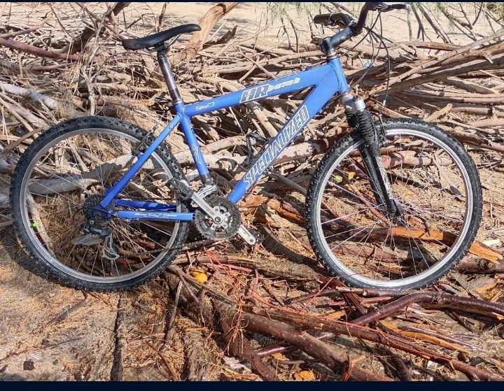 Specialized HardRock Mountain Bike 17 " Special Edition