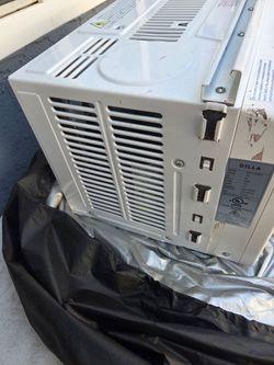 Della Used AC  BTUs 5000