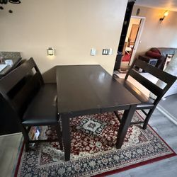 Solid Wood Expandable Dining Table – Seats 6–8 – $220 OBO