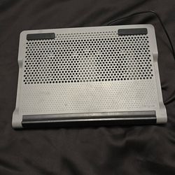 Targus - Chill Mat+ Laptop Cooling System with 4-Port USB Hub - Gray