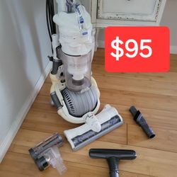 Dyson DC24  Compact Bagless Uprigh  Vacuum