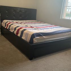 Queen Bed Frame With Mattress 