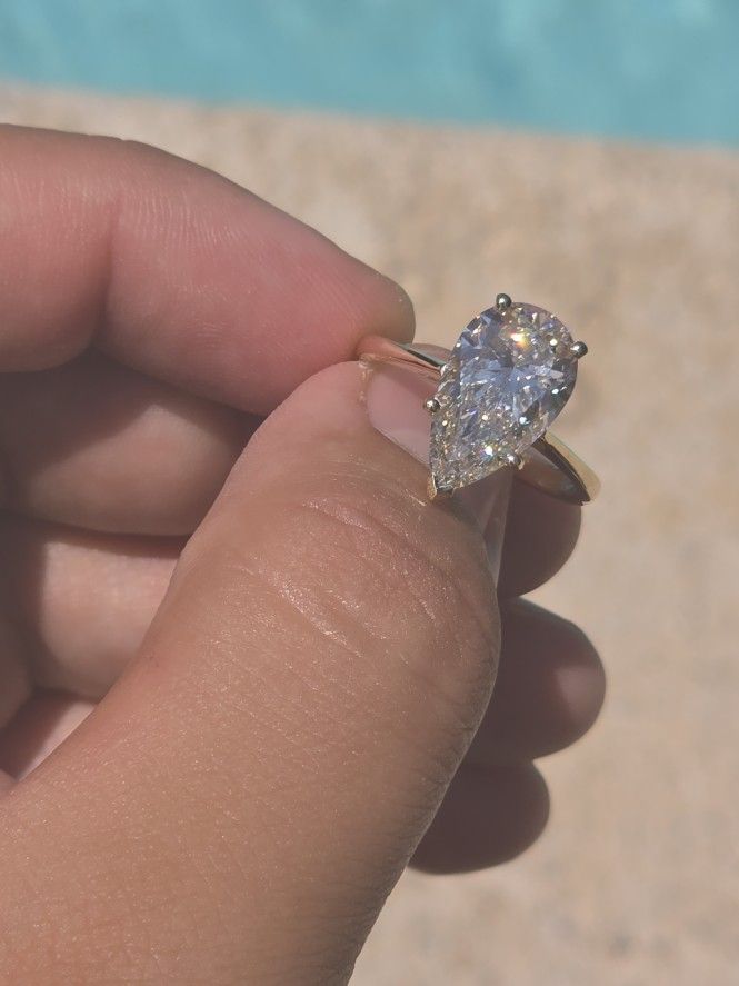 Diamond Ring (Lab)