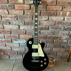 Guitar Douglas Les Paul Style Solid Body (W/New Tuners And Strings All Works)(Plays And Sounds Good)(Very Good Condition)
