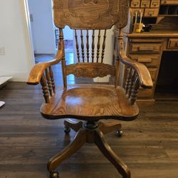 Rolling Desk Chair