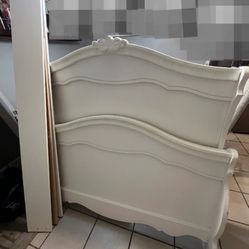 Wood Bed Frame 
