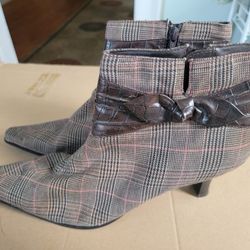 Women's Boots 12 Ankle Heel Side Zipper Pointed Toe Plaid Fabric