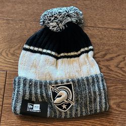 PRICE IS FIRM Brand new Army Black Knights beanie