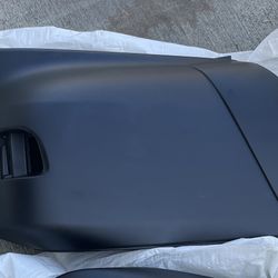03-05 Toyota 4Runner Rear Bumper End 
