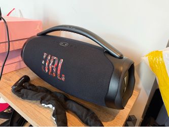 JBL Boombox 3