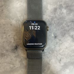 Apple Watch (8th Generation)