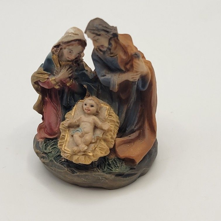 Vintage Miniature Resin Christmas Nativity Scene 1.75" Mary Joseph & Baby Jesus