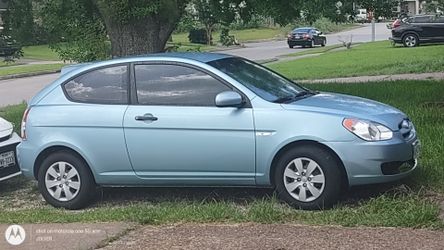 2010 Hyundai Accent Hatchback