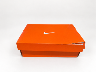 NEW Nike Legend Essential 2 Women's Sneakers – Size 6 – Grey/Pink – With Box