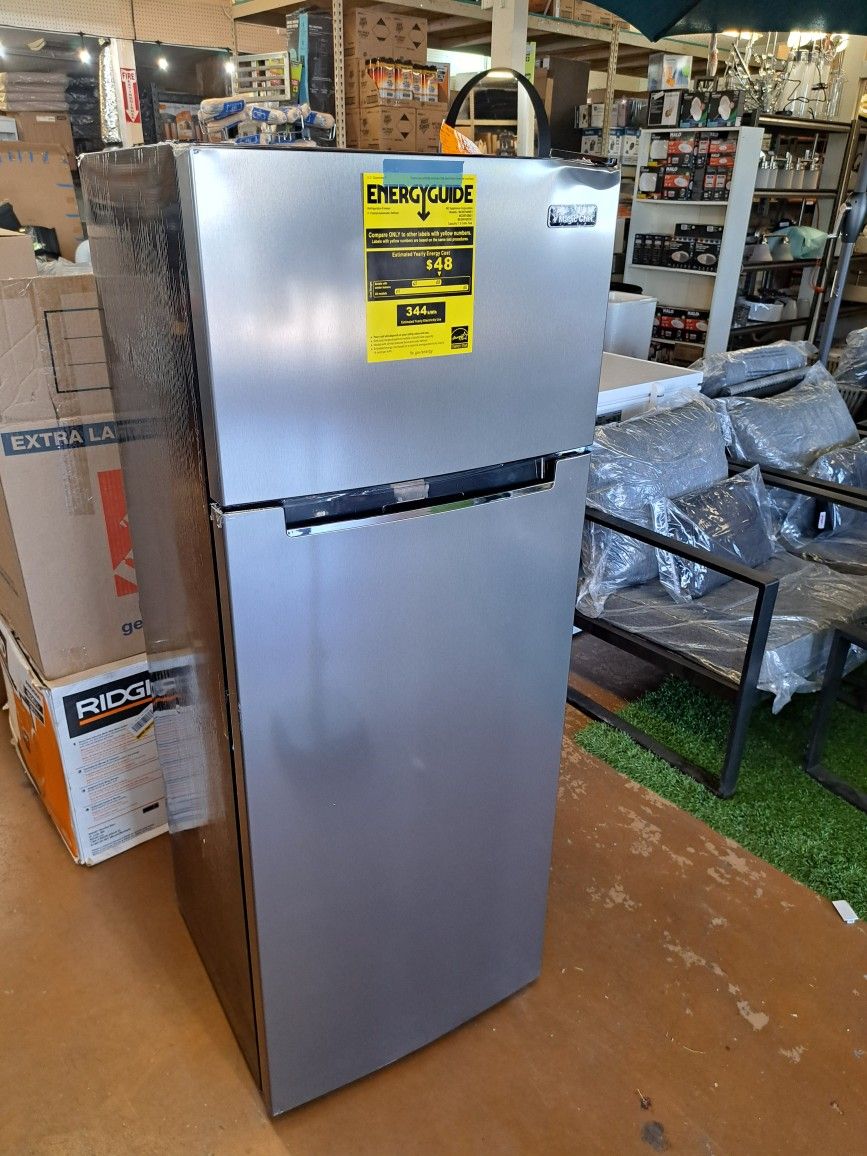 Magic Chef
7.3 cu. ft. 2-Door Mini Fridge in Platinum Steel with Freezer