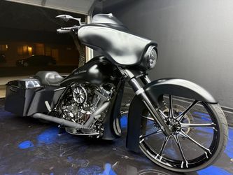 Harley-Davidson Custom Bagger Motorcycle