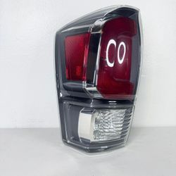 2016-2021 TOYOTA TACOMA TRD LH DRIVER SIDE TAILLIGHT OEM
