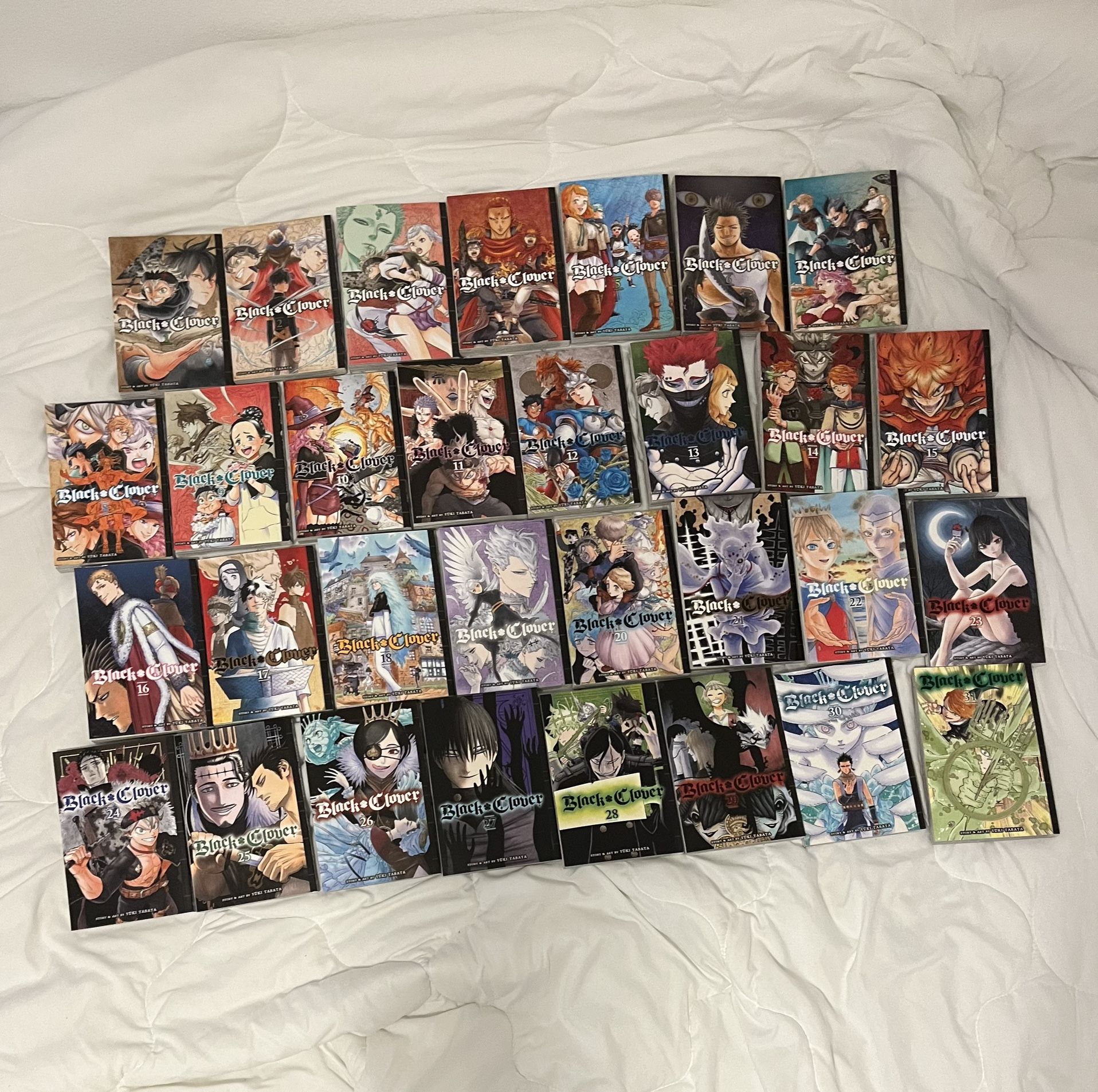 Manga Collection My Hero, Berserk, Black Clover, One Punch Man, Chainsaw Man, Tokyo Ghoul, 20th Century Boys, and more.
